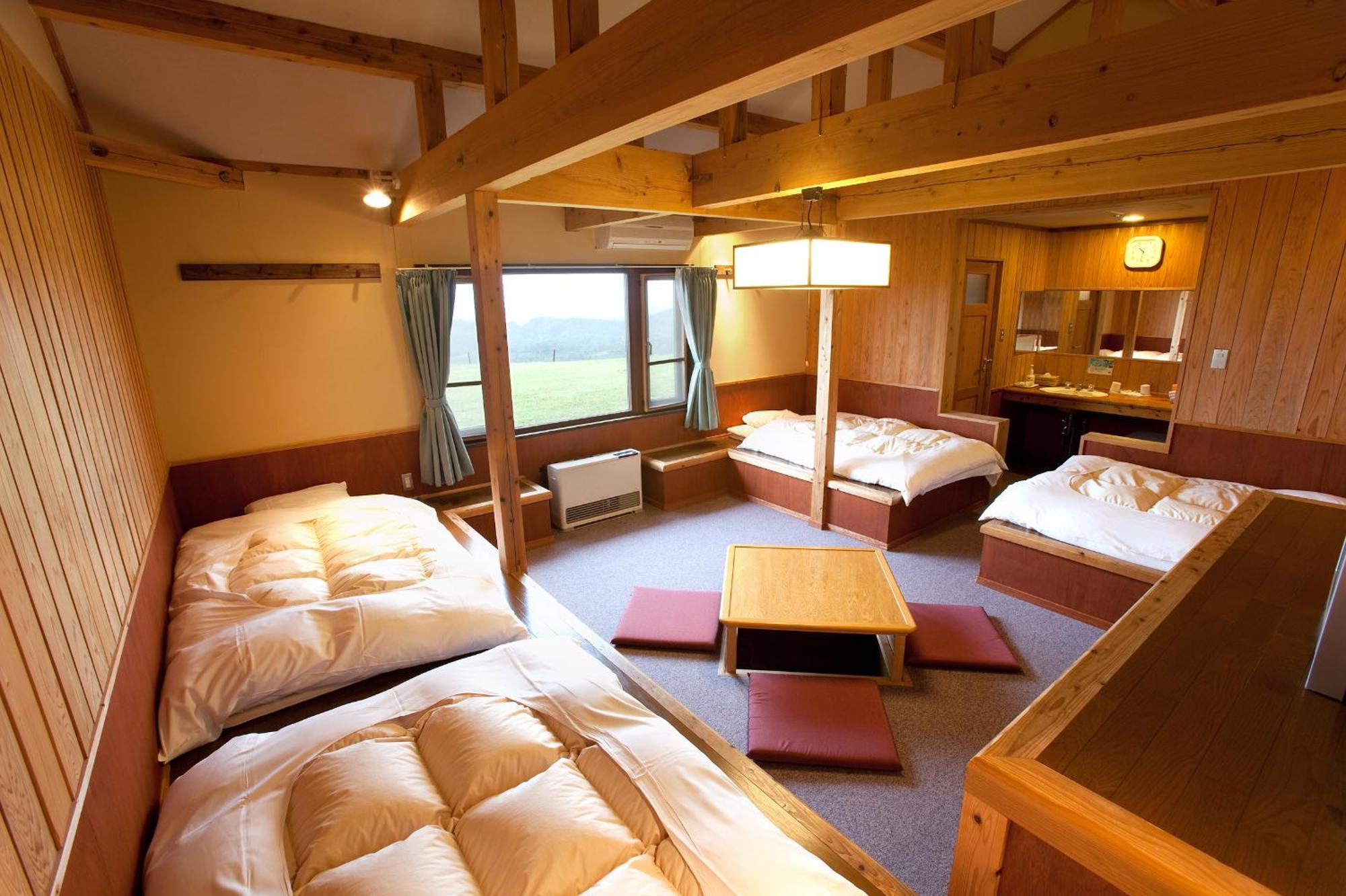 Kuju Kogen Cottage Taketa Bagian luar foto